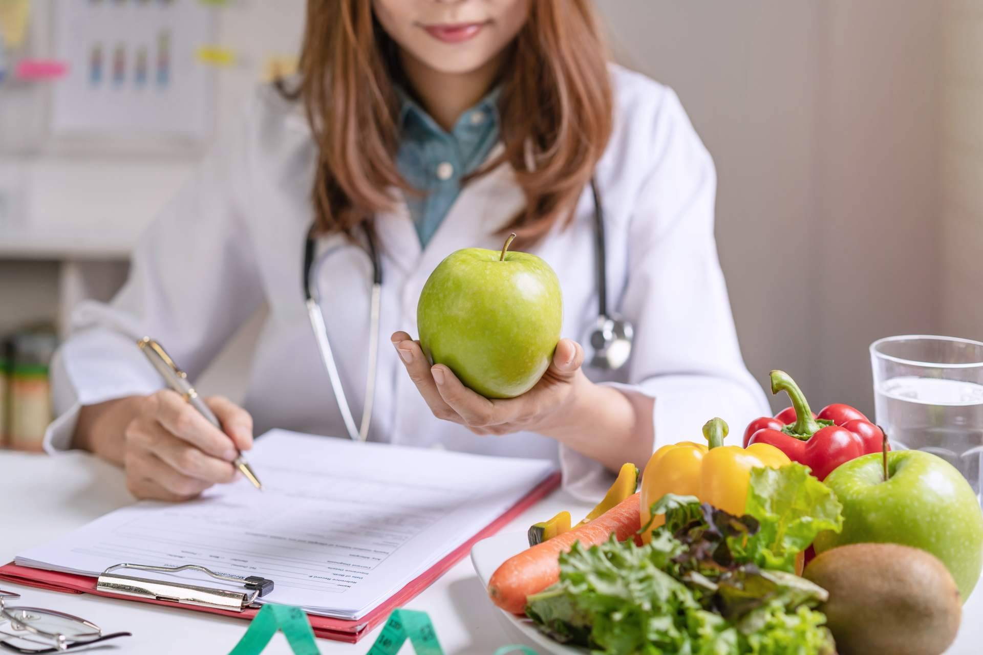 ¿Cuáles son las diferencias entre nutriólogo y nutricionista?, con Quela
