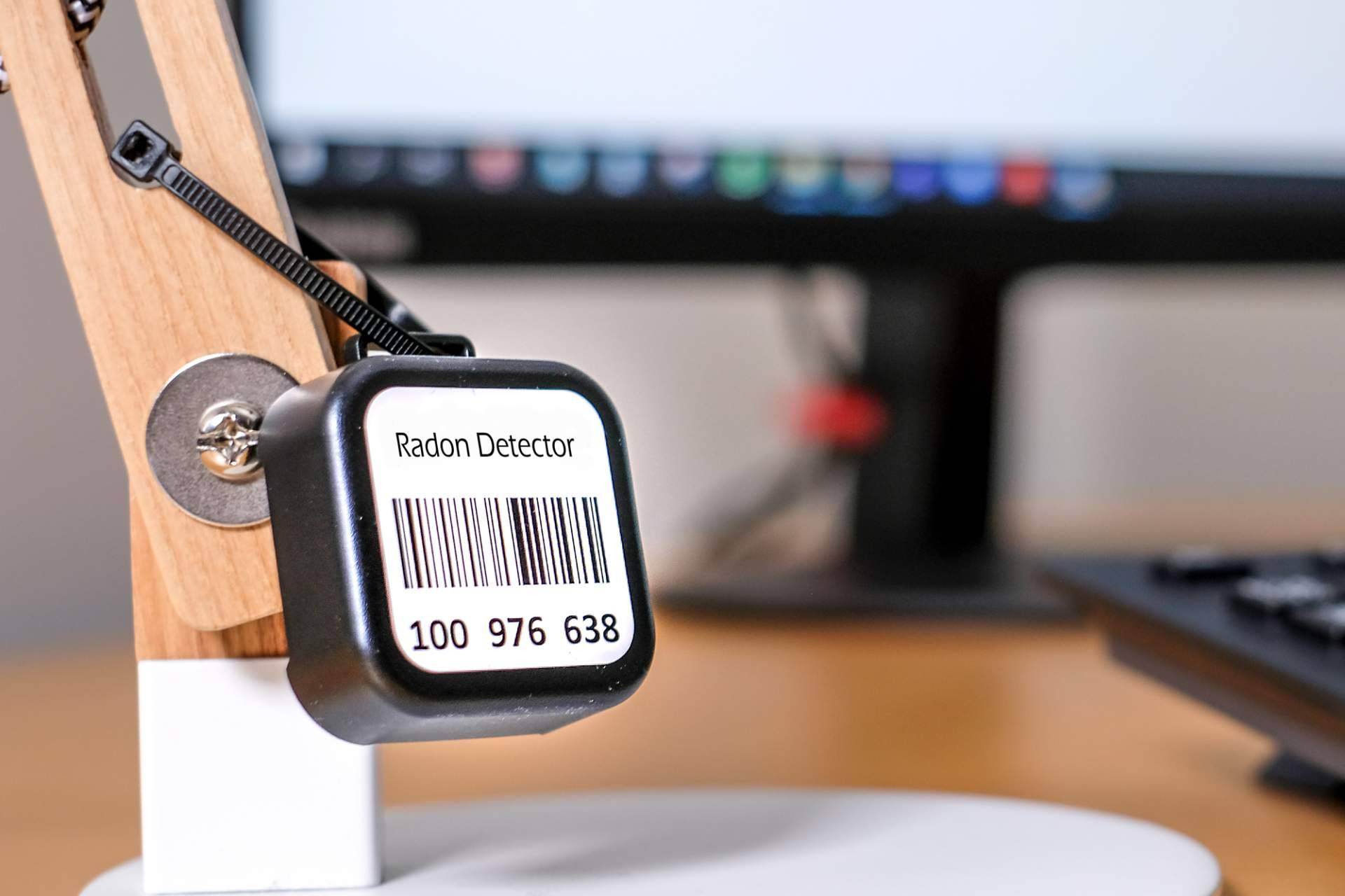 Radonova defiende la medición de radón a largo plazo como vía más precisa para estimar la concentración anual promedio de gas radón